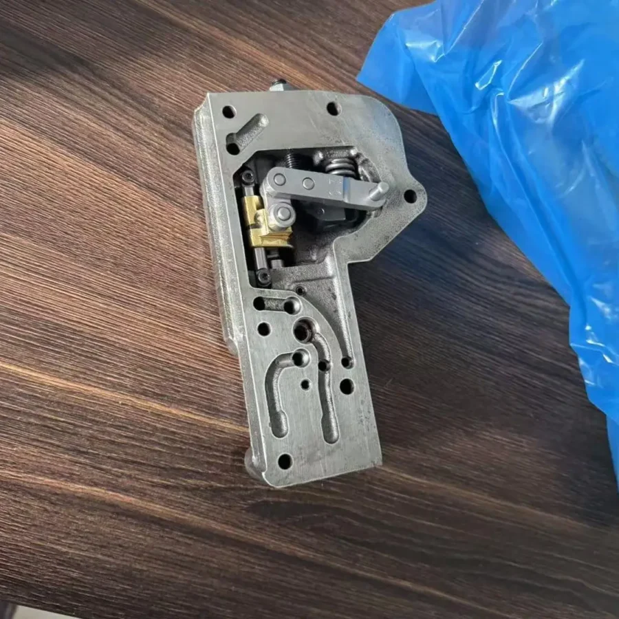 Tejing KVME11201 KVME11204 Hydraulic Servo Control Valve KVEBB1404 KVEBB1802 KVEBS0799